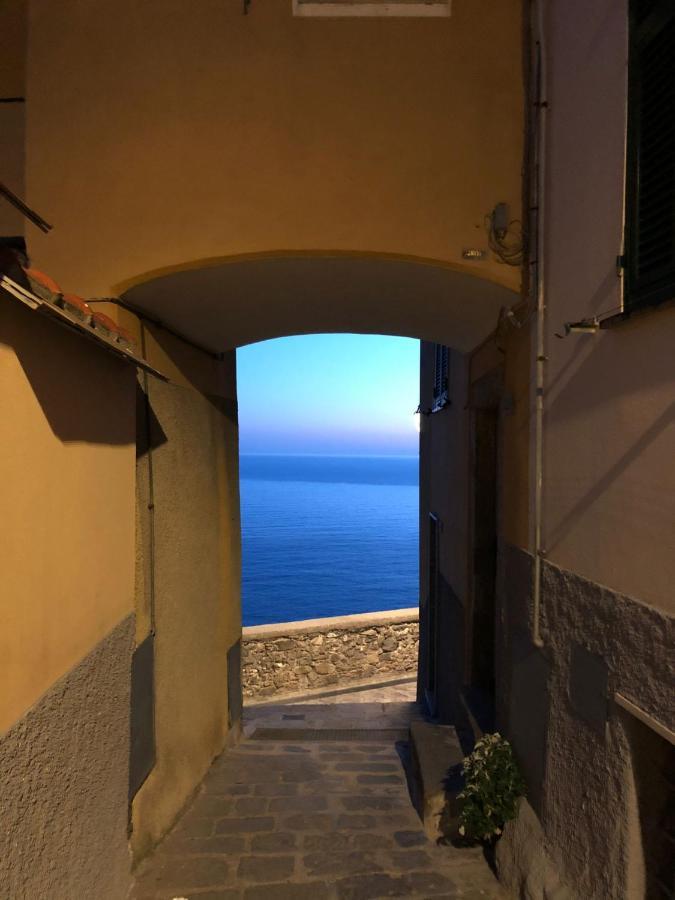 Affittacamere Il Timone Corniglia Exterior foto